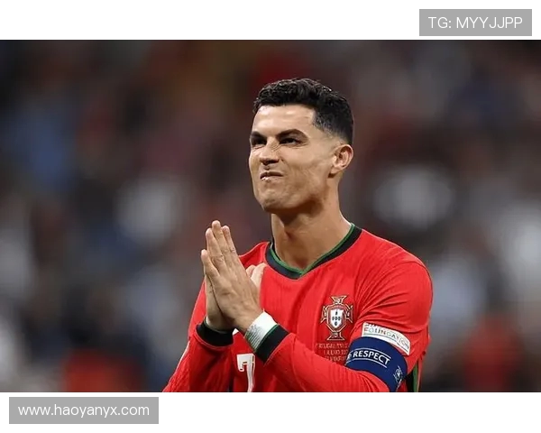 费迪南德回应C罗称我是记者并透露无法在我的群聊里多言